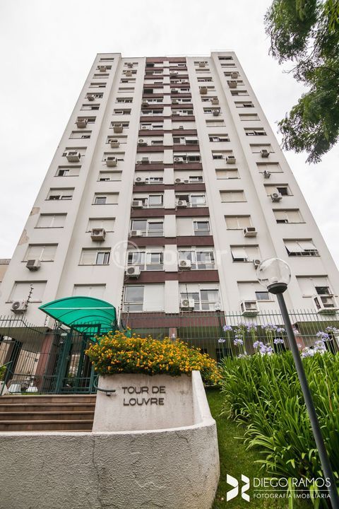 Image 17 - 1003985