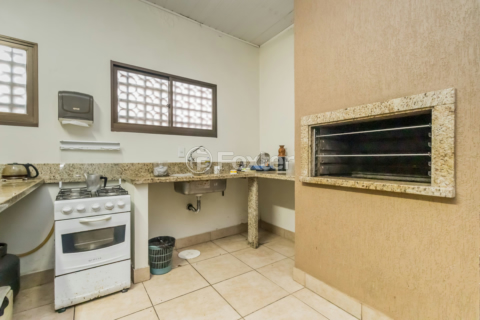 Image 32 - 221270