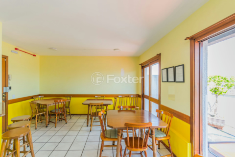 Image 34 - 878820