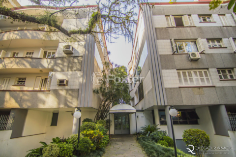 Image 37 - 869916