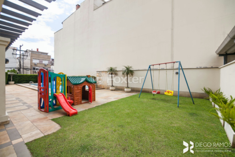Image 82 - 272375