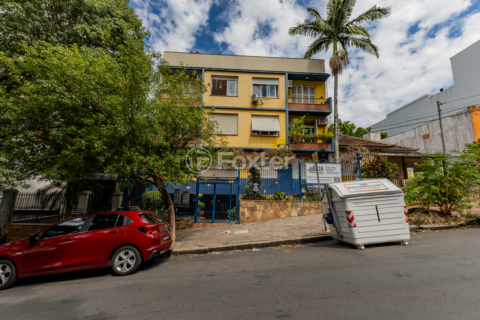 Image 36 - 979335
