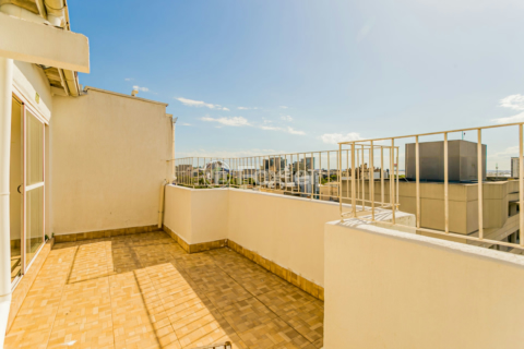 Image 33 - 984468