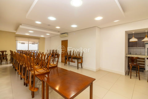 Image 35 - 1002040