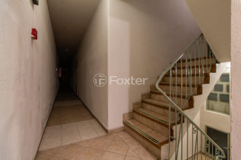 Image 21 - 1019678