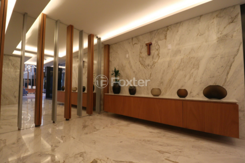 Image 77 - 885326