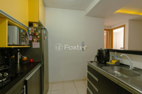 Image 44 - 916732