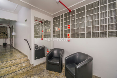 Image 34 - 930886