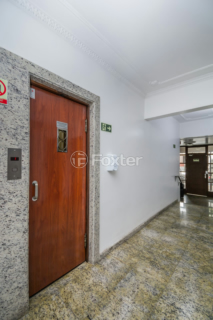 Image 35 - 930886