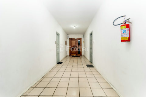 Image 29 - 967616