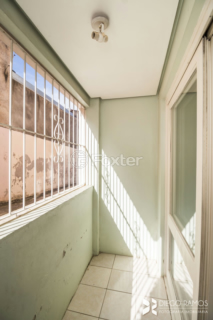 Image 32 - 758247