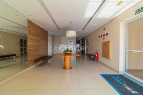Image 29 - 393320
