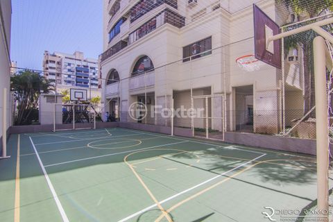 Image 47 - 995624