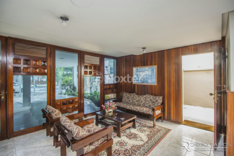 Image 21 - 284244