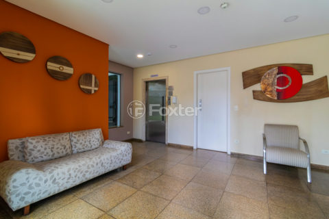 Image 34 - 984246