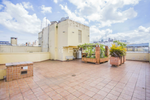 Image 32 - 193597