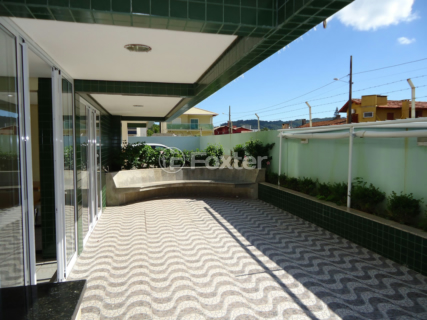 Image 22 - 1019342