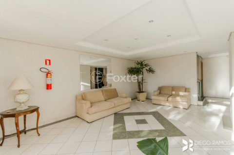 Image 37 - 1009933