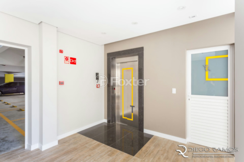 Image 33 - 912544