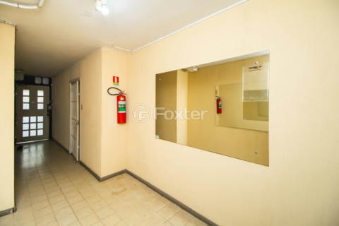 Image 20 - 1008236