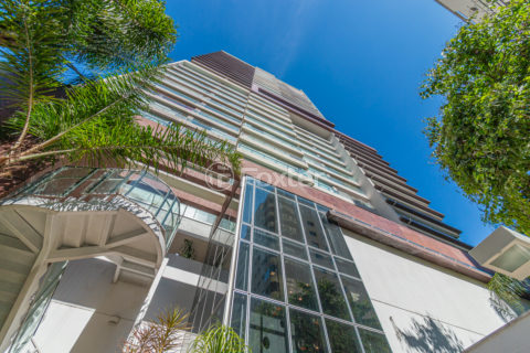 Image 15 - 1019571