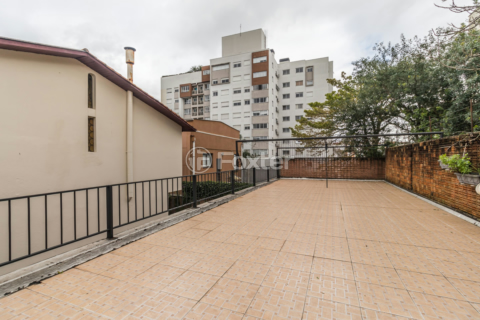 Image 33 - 220308