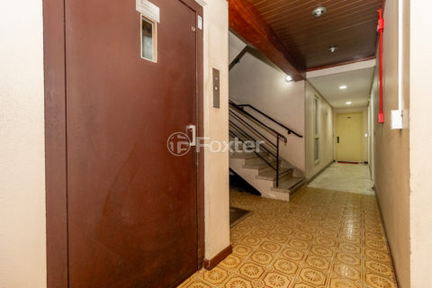 Image 21 - 1016925