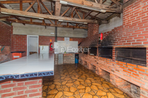 Image 35 - 879575