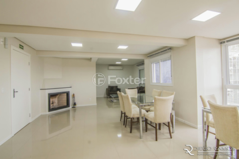 Image 33 - 1013539