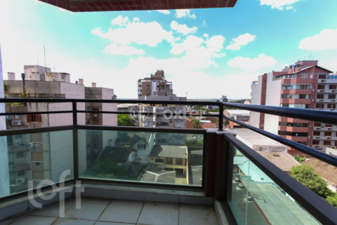 Image 13 - 1000016
