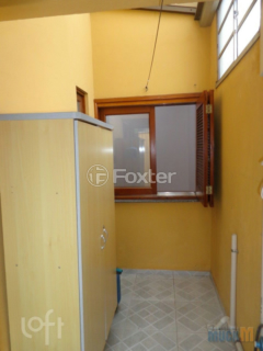 Image 11 - 1000035
