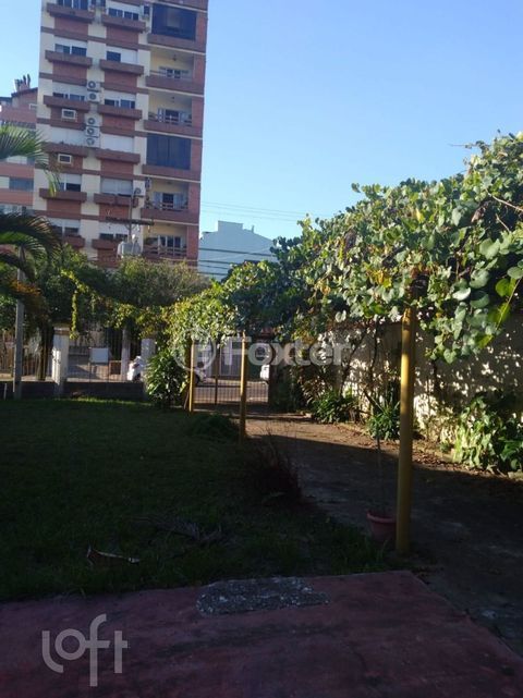 Image 3 - 1000054