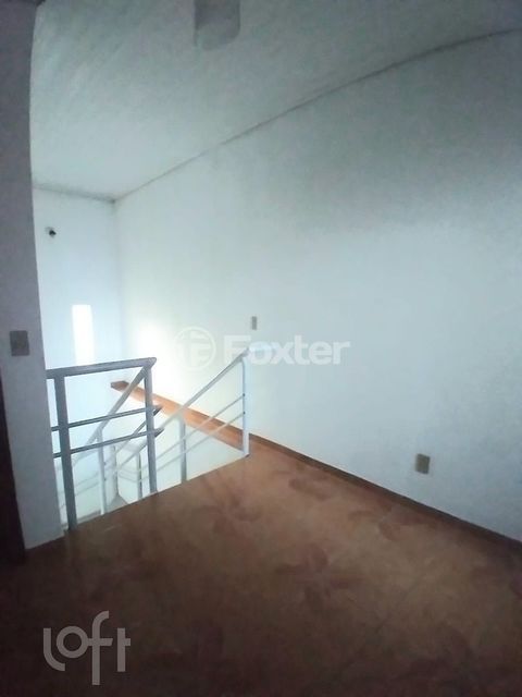 Image 8 - 1000054