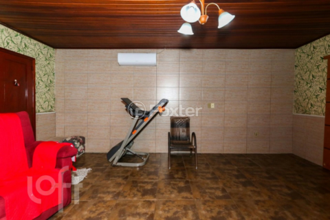 Image 30 - 1000093
