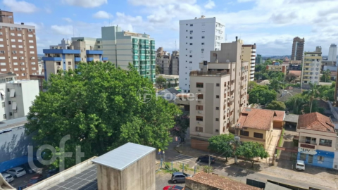 Image 20 - 1000112