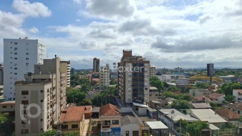 Image 21 - 1000112