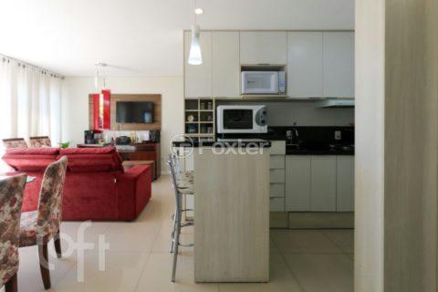 Image 4 - 1000114