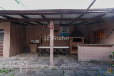 Image 4 - 1000136