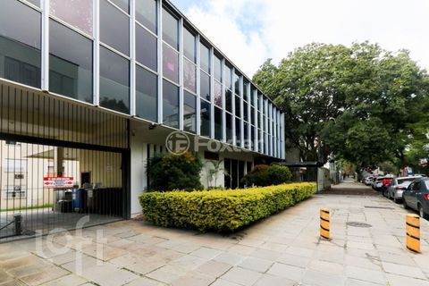 Image 17 - 1000141