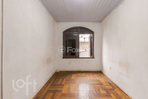 Image 23 - 1000155