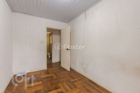 Image 25 - 1000155