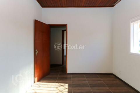 Image 23 - 1000166