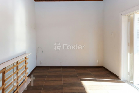 Image 36 - 1000166