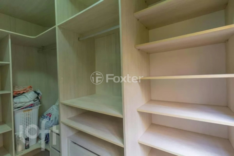 Image 4 - 1000171