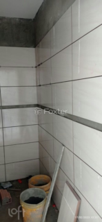 Image 3 - 1000182
