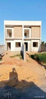 Image 6 - 1000182