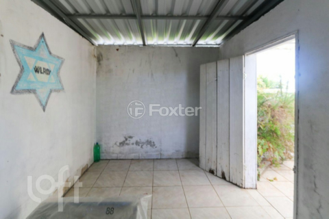 Image 33 - 1000190