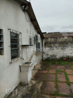 Image 17 - 1000193