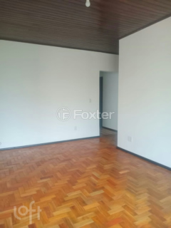 Image 2 - 1000201