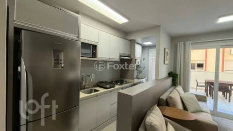 Image 2 - 1000207